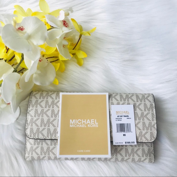 MICHAEL KORS LARGE TRIFOLD WALLET VANILLA LEATHER - Picture 8 of 8